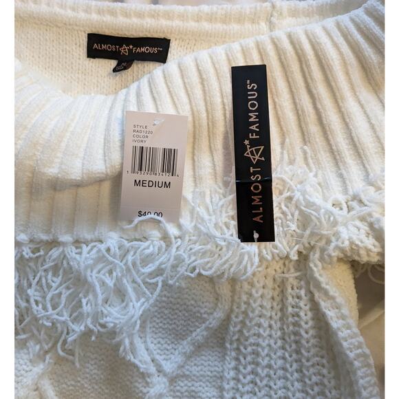 NEW Almost Famous Crave Fame Sweater Medium Ivory Cable Knit Fringe Off Shoulder - Picture 2 of 2